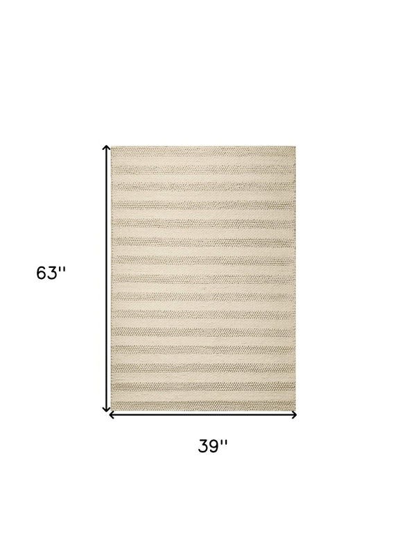 HomeRoots 5' Hand-Woven Ivory and White New Zealand Lambs Wool Area Rug for Stylish Home Décor and Comfort 3' X 5' 352534