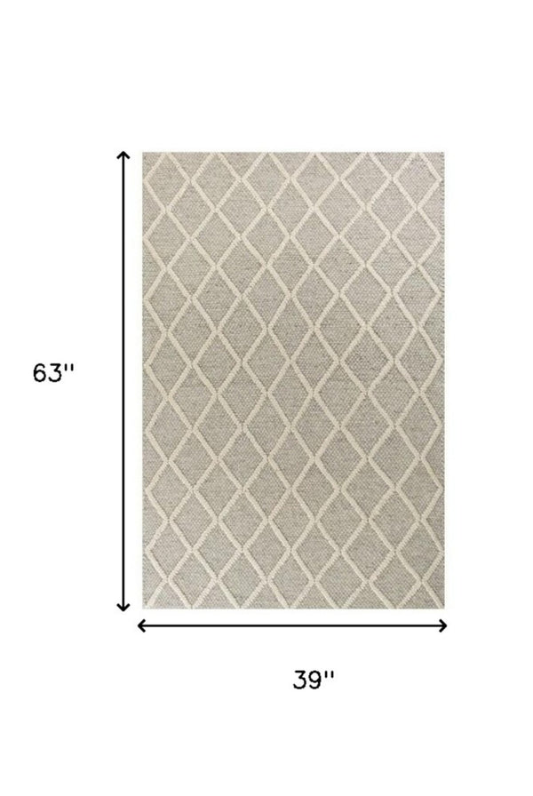 Homeroots 3' X 5' Grey Braided Diamonds Wool Indoor Area Rug  Wool 352537