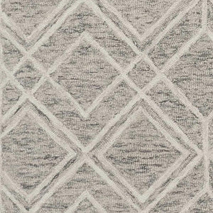 HomeRoots 8' Luxurious Sand Beige & Ivory Hand-Tufted Wool Area Rug for Modern Living Room Elegance 5' X 7' 352549