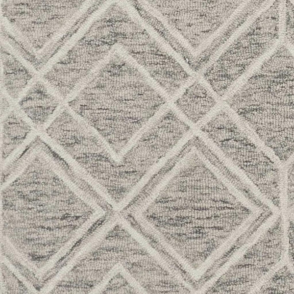 HomeRoots 8' Luxurious Sand Beige & Ivory Hand-Tufted Wool Area Rug for Modern Living Room Elegance 5' X 7' 352549
