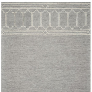 Homeroots 5' X 7' Grey Geometric Pattern Wool Indoor Area Rug  Wool 352551