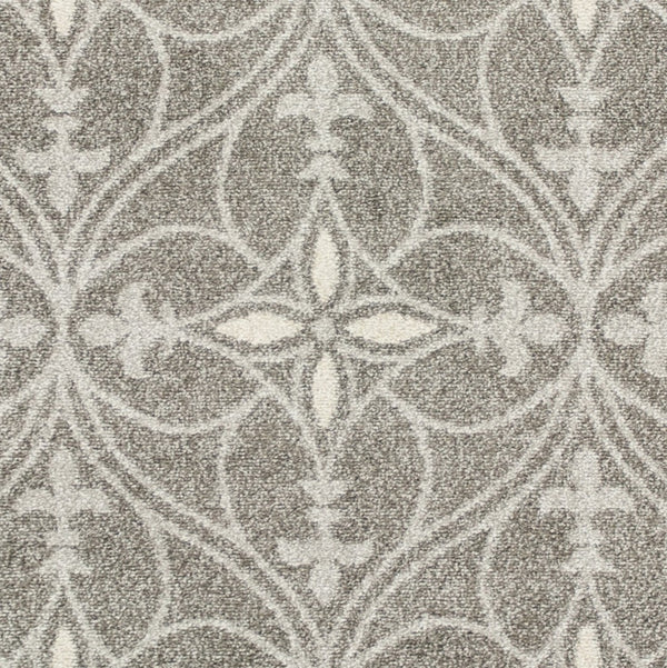 HomeRoots 7' Gray Moroccan Indoor Outdoor Area Rug - Stylish Quatrefoil Design for Versatile Spaces & Easy Care 7' x 10' 352599
