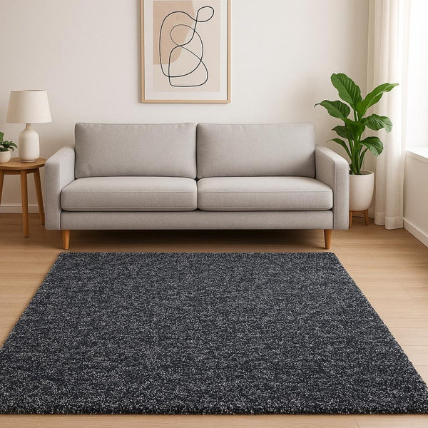 HomeRoots 8' Hand-Woven Black and White Round Rug - Artisan Crafted, Durable, Contemporary Style for Your Home 5' X 7' 352645