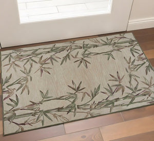 HomeRoots 5' Luxurious Hand-Tufted Wool Area Rug with Serene Botanical Leaf Design in Ivory, Green, Brown 3' X 5' 352737