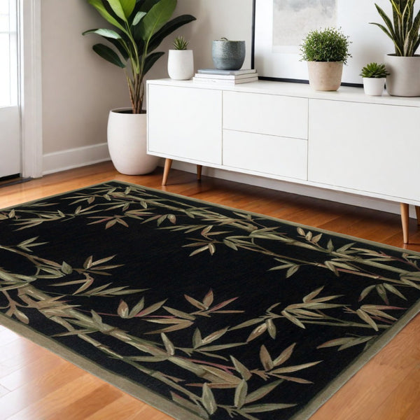 HomeRoots 5' Tropical Botanical Hand-Tufted Wool Area Rug in Black, Green & Brown - Elegant Comfort for Any Space 4' X 6' 352738