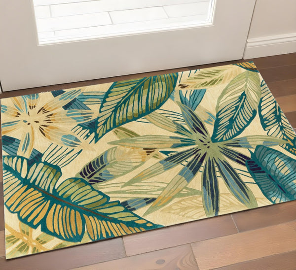 HomeRoots 5' Tropical Botanical Hand-Tufted Area Rug in Ivory, Teal & Green - Soft Wool for Cozy Spaces 3' X 5' 352742