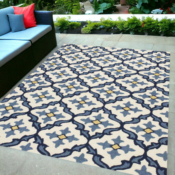 HomeRoots 5' Elegant Ivory and Blue Moroccan Area Rug for Indoor and Outdoor Spaces, Durable and Chic Design 5' x 8' 352771