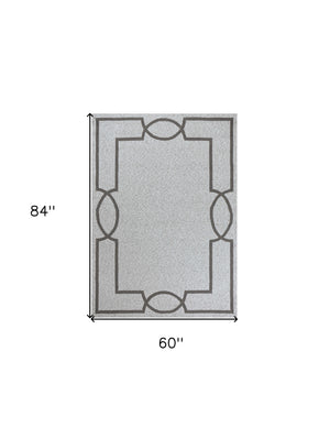 Homeroots 5' X 7' Ivory Indoor Outdoor Area Rug  Polypropylene 352827