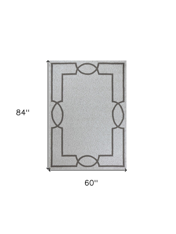 Homeroots 5' X 7' Ivory Indoor Outdoor Area Rug  Polypropylene 352827