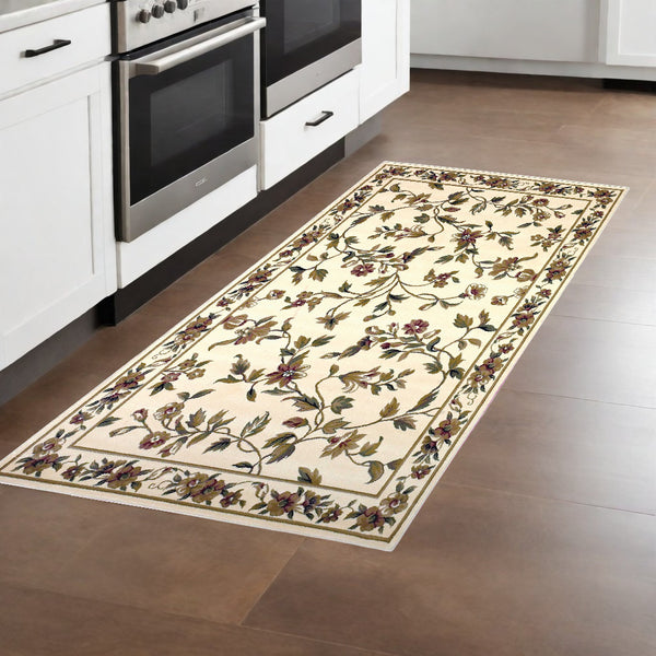 Homeroots 8' Ivory Octagon Floral Area Rug  Polypropylene 352876