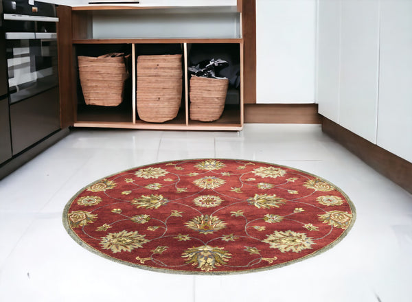 Homeroots 5' Round Red Floral Vine Wool Indoor Area Rug  Wool 352888