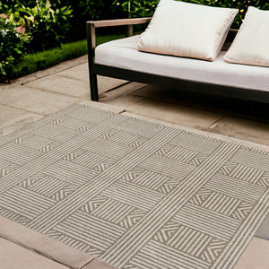 Homeroots 8' X 11' Beige Southwestern Indoor Outdoor Area Rug  Polypropylene 352981