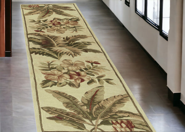 Homeroots 10' Ivory Hand Tufted Tropical Indoor Runner Rug  Wool 353007