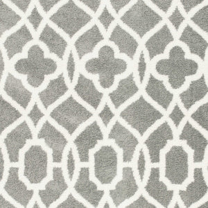Homeroots 5' X 8' Grey Ivory Machine Woven Ogee Indoor Area Rug  Microfiber 353038