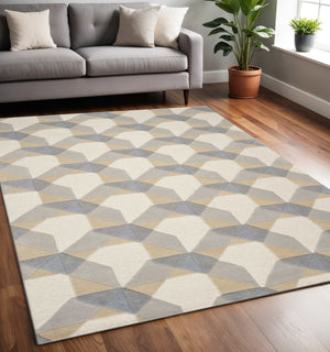 HomeRoots 3'' Ivory Gray and Cream Wool Geometric Area Rug - Soft, Modern Elegance for Any Space 5' X 8' 353102
