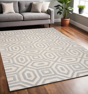 HomeRoots 8' Hand-Tufted Gray Wool Geometric Area Rug for Modern Elegance and Cozy Comfort in Your Home 5' X 8' 353103