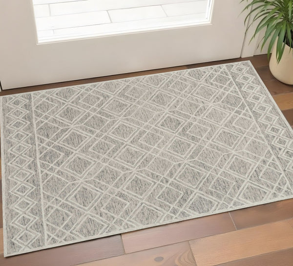 HomeRoots 8' Luxurious Sand Beige & Ivory Hand-Tufted Wool Area Rug for Modern Living Room Elegance 3' X 5' 353799