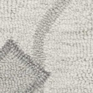 HomeRoots 8' Elegant Hand-Tufted Wool Area Rug in Ivory and Gray Ogee Pattern for Cozy Modern Spaces 3' X 5' 353802