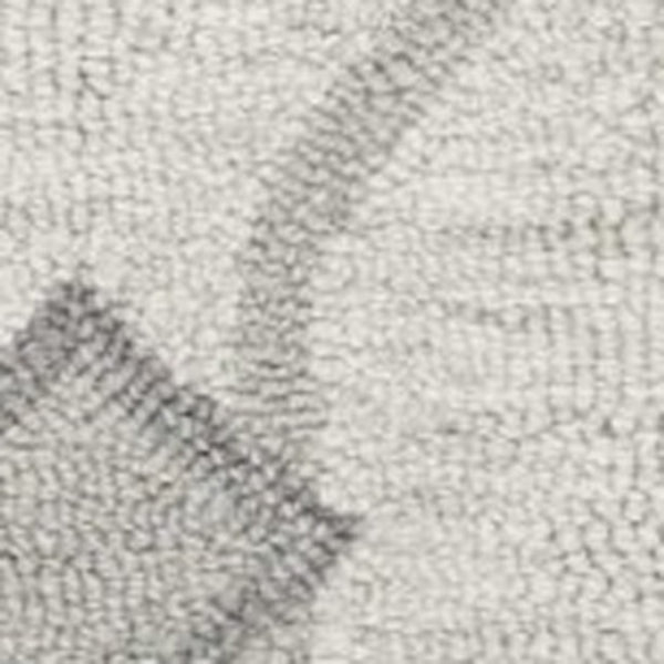 HomeRoots 8' Elegant Hand-Tufted Wool Area Rug in Ivory and Gray Ogee Pattern for Cozy Modern Spaces 3' X 5' 353802