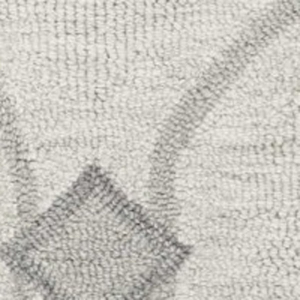 HomeRoots 8' Elegant Hand-Tufted Wool Area Rug in Ivory and Gray Ogee Pattern for Cozy Modern Spaces 3' X 5' 353802