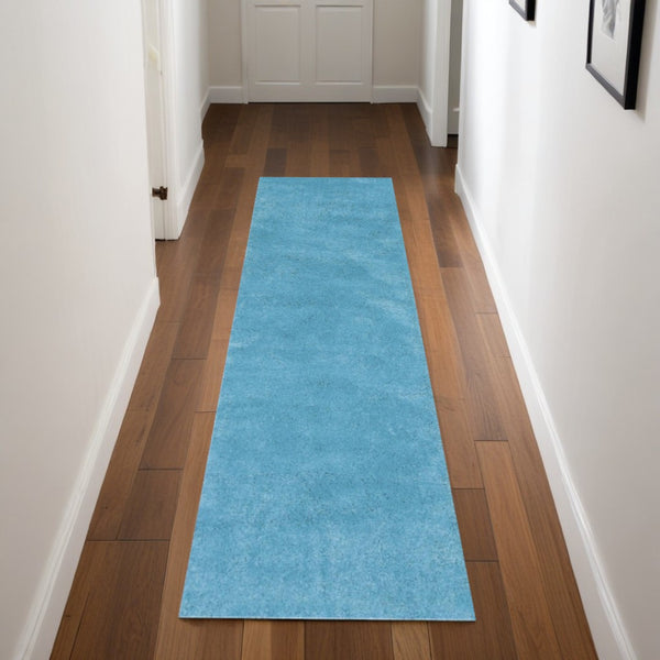 HomeRoots 8' Blue Hand-Woven Round Rug - Artisan Crafted, Durable Polyester, Perfect for Cozy Living Spaces 8' Runner 353882