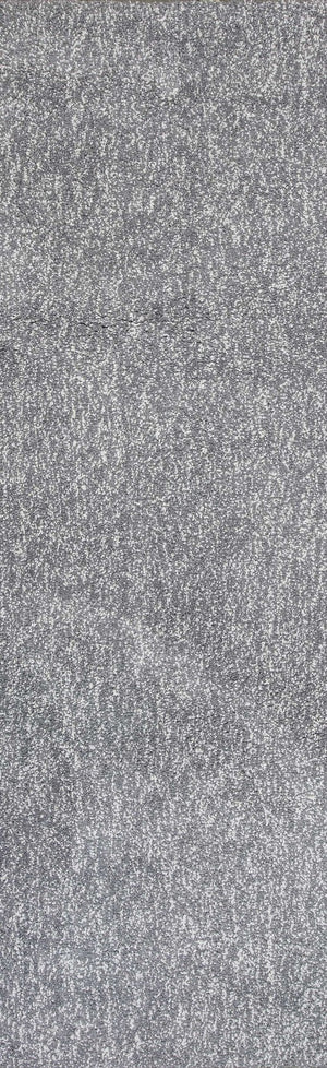 HomeRoots 8' Gray Round Hand-Woven Area Rug - Artisan Crafted, Soft Polyester for Comfort and Timeless Style 8' Runner 353889