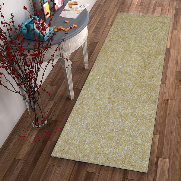 Homeroots 8' Yellow Heather Indoor Shag Runner Rug  Polyester 353890