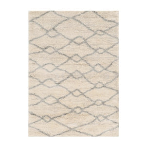 HomeRoots 5' Elegant Ivory and Gray Chain Area Rug - Durable, Stain-Resistant Design for Modern Spaces 4' X 6' 353906