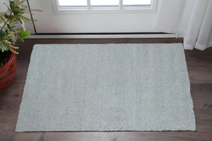 HomeRoots 8' Hand-Woven Blue Round Rug - Durable, Artisanal Design for Contemporary Spaces & Everyday Use 3' X 5' 353916