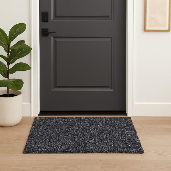 HomeRoots 8' Hand-Woven Black and White Round Rug - Artisan Crafted, Durable, Contemporary Style for Your Home 3' X 5' 353917