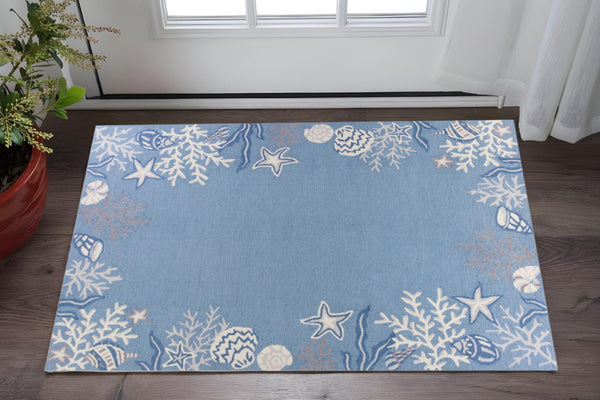 HomeRoots 5' Hand-Tufted Area Rug Featuring Coastal Blue-Gray Fish and Coral Motif for Modern Interiors 3' X 5' 353940