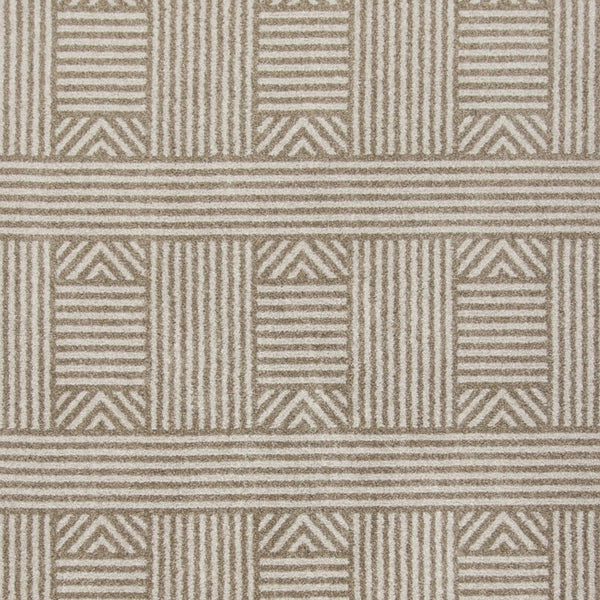 Homeroots 5' X 8' Beige And Ivory Geometric Indoor Outdoor Area Rug  Polypropylene 354074