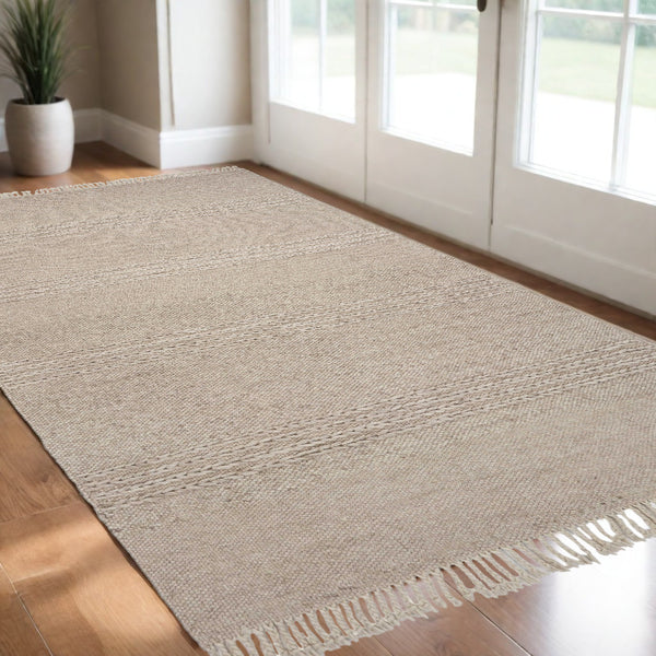 Homeroots 3' X 5' Natural Wool Hand Woven Area Rug  Wool 354077