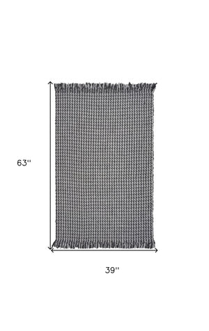 Homeroots 3' X 5' Gray Wool Houndstooth Hand Woven Area Rug  Wool 354078