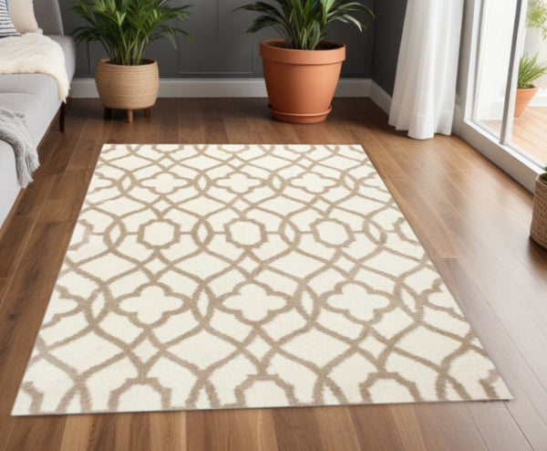 HomeRoots 3' X 5' Modern Microfiber Area Rug - Soft, Durable, and Stylish for Any High-Traffic Space Beige, Ivory 354082