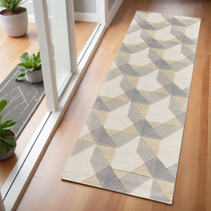 HomeRoots 3'' Ivory Gray and Cream Wool Geometric Area Rug - Soft, Modern Elegance for Any Space 7' Runner 354088