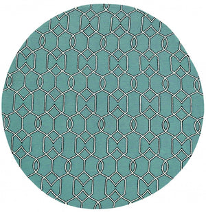 HomeRoots 7' Vibrant Green Moroccan Indoor Outdoor Area Rug - Durable, Stylish Quatrefoil Design for Any Space 7' Round 354097