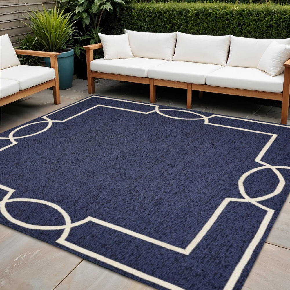 HomeRoots 7' Geometric Handmade Area Rug – Durable Indoor Outdoor Design, Stylish Pattern for High Traffic Areas 7' X 7' 354108