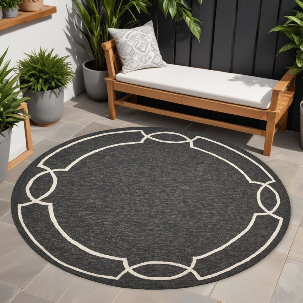 HomeRoots 7' Onyx and Ivory Geometric Handmade Area Rug for Indoor and Outdoor Spaces, Durable Design 7' Round Round 354111