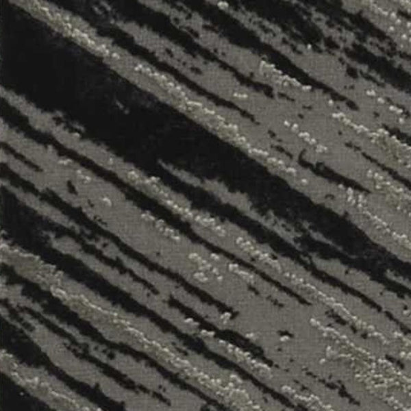 HomeRoots 3'' Silver and Gray Abstract Area Rug - Modern Design for Entryways, Bedrooms, and Living Spaces 7' X 10' 354143