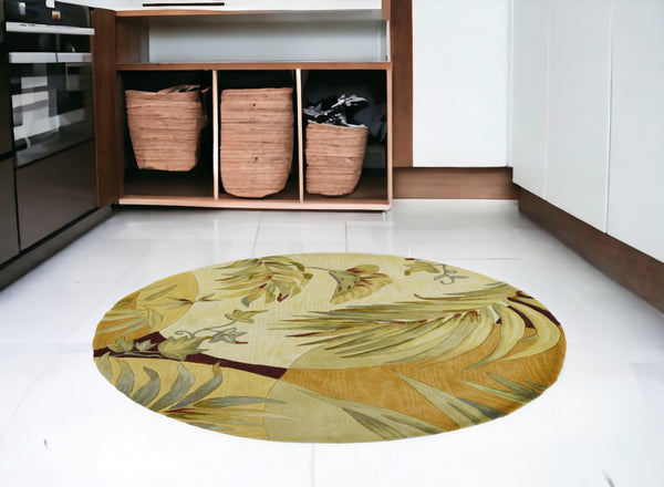 HomeRoots 5' Coral Green and Ivory Hand-Tufted Wool Area Rug with Tropical Botanical Design for Elegant Spaces 5' Round 354146