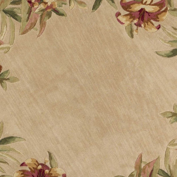 HomeRoots 5' Hand-Tufted Wool Area Rug with Tropical Floral Design – Luxurious Beige, Red & Green Elegance 5' Round 354154