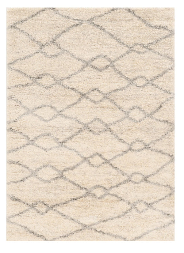 HomeRoots 5' Elegant Ivory and Gray Chain Area Rug - Durable, Stain-Resistant Design for Modern Spaces 7' X 9' 354194