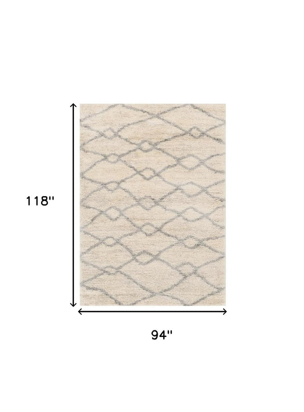 Homeroots 7' X 9' Gray And Ivory Area Rug  Polypropylene 354194