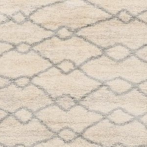 Homeroots 7' X 9' Gray And Ivory Area Rug  Polypropylene 354194