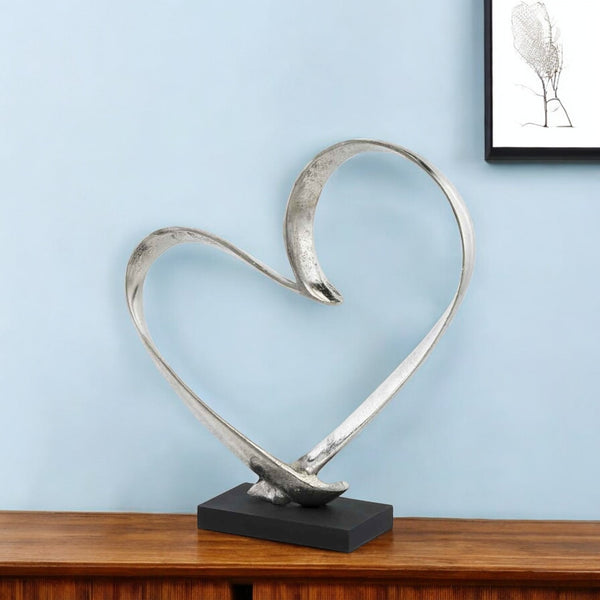 Homeroots 16" Raw Silver And Black Heart Sculpture - Hand-crafted Modern Accent For Stylish Home Décor And Gifts  Buffed Aluminum 354624
