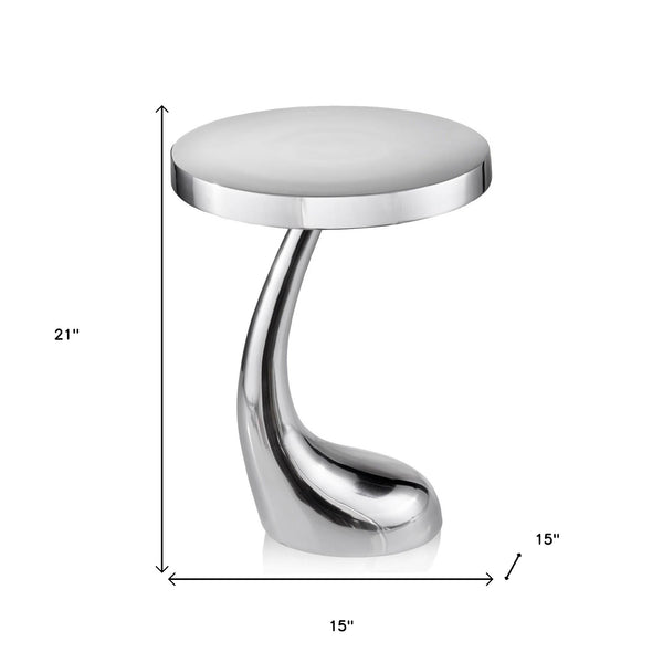 Homeroots 21" Silver Aluminum Round End Table   354658