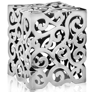 Homeroots 17" Silver Aluminum Square End Table   354660