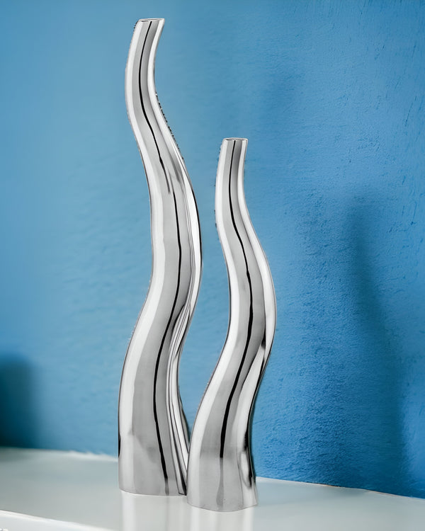 Homeroots Set Of Two Silver Aluminum Squiggly Table Vases  Aluminum 354815