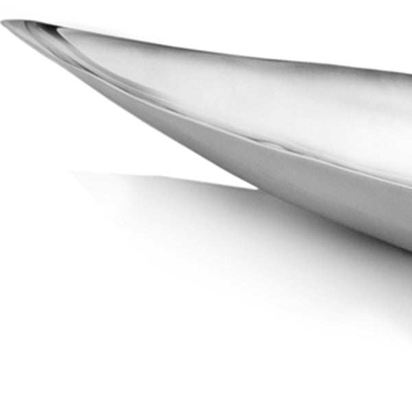 Homeroots 36" Silver Aluminum Leaf Shaped Centerpiece Bowl   354895